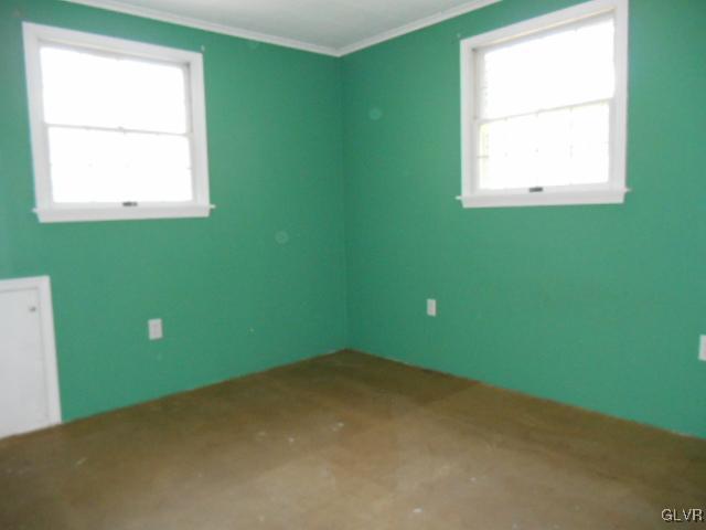 277 Henry Road Nazareth, PA 18064 - Photo 10 of 14 an empty room with a window and a fan