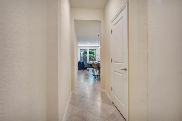 $3,000 | 2374 Post Street, Palm Springs, FL 33406