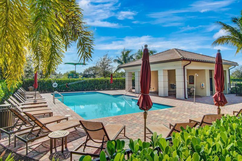 2374 Post Street Palm Springs, FL 33406 - Photo 26 of 28 PHOTO-2023-10-29-02-30-21