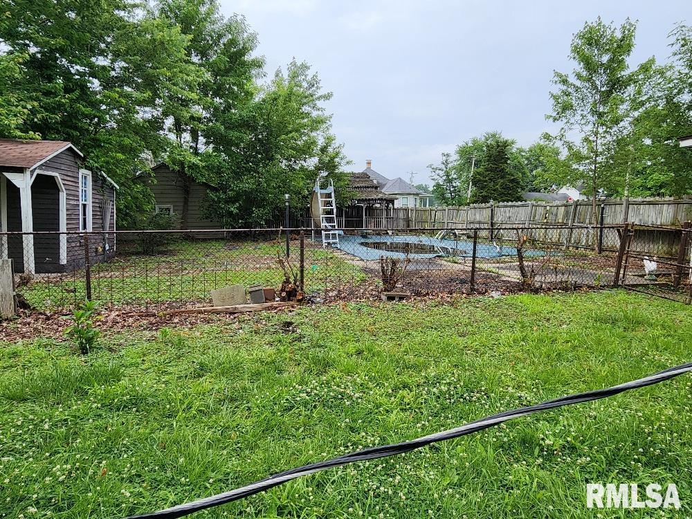 630 Church Street Xenia, IL 62899 - Photo 13 of 31