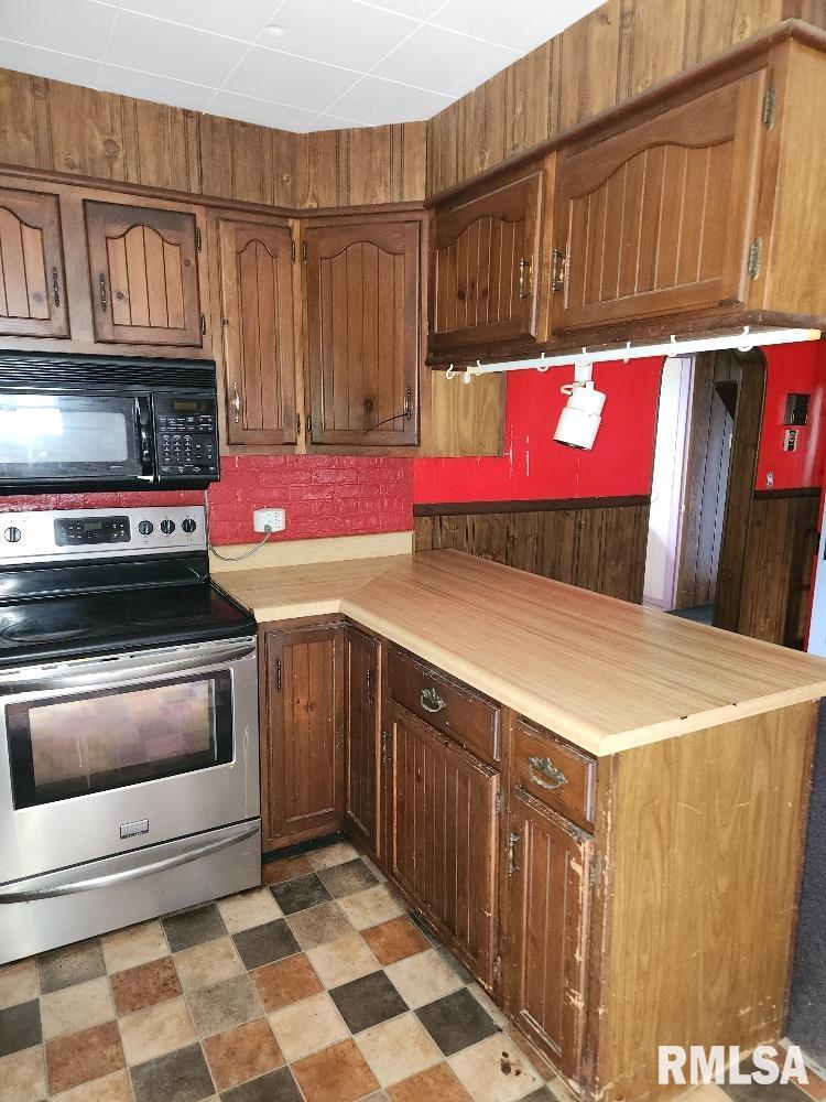 630 Church Street Xenia, IL 62899 - Photo 15 of 31