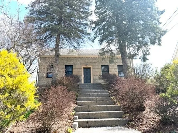 $399,900 | 2294 Providence Road, Northbridge, MA 01534