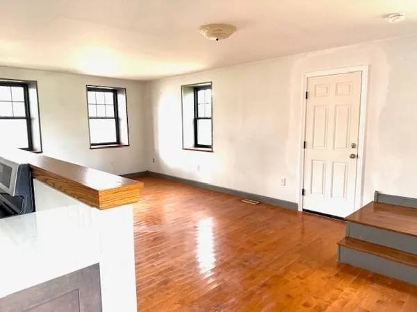 $399,900 | 2294 Providence Road, Northbridge, MA 01534