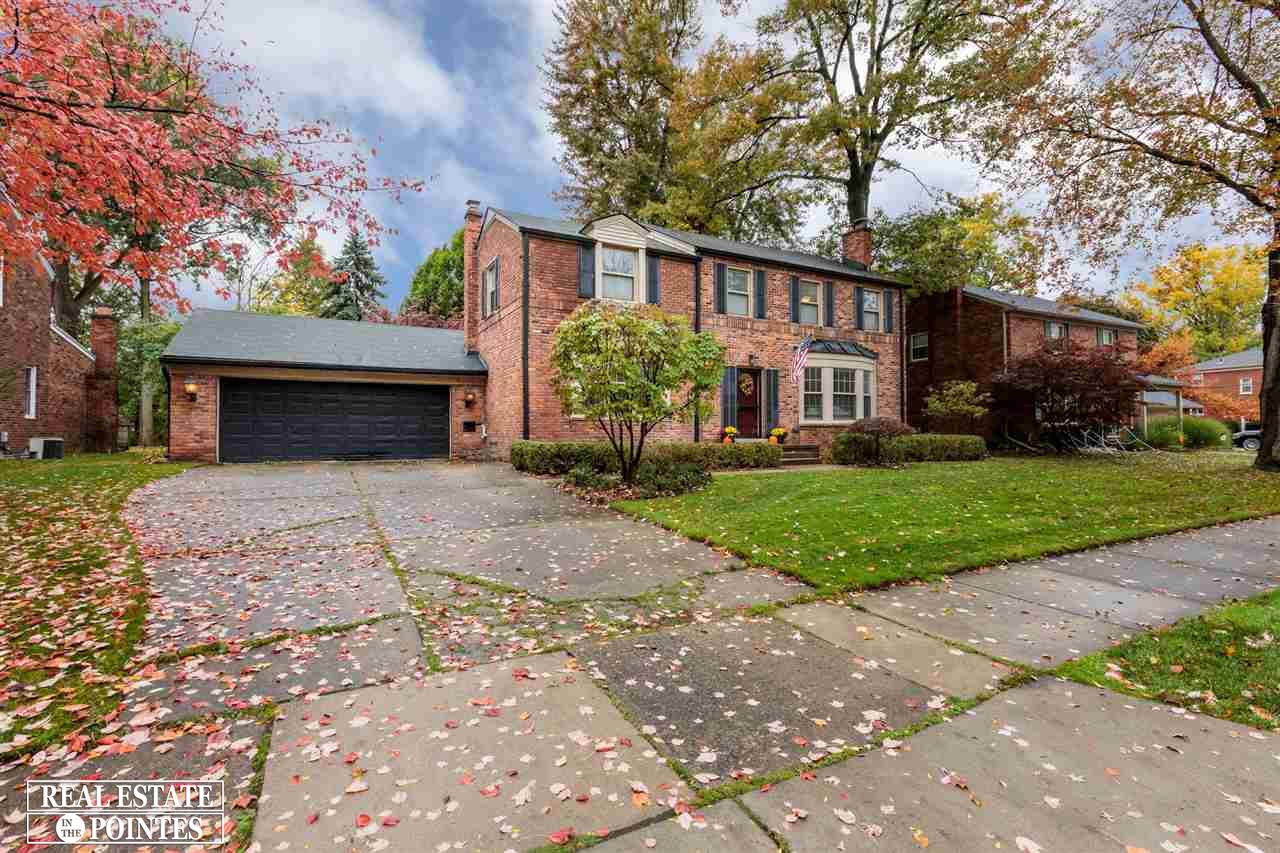 1901 Severn Road Grosse Pointe Woods, MI 48236 - Photo 2 of 37