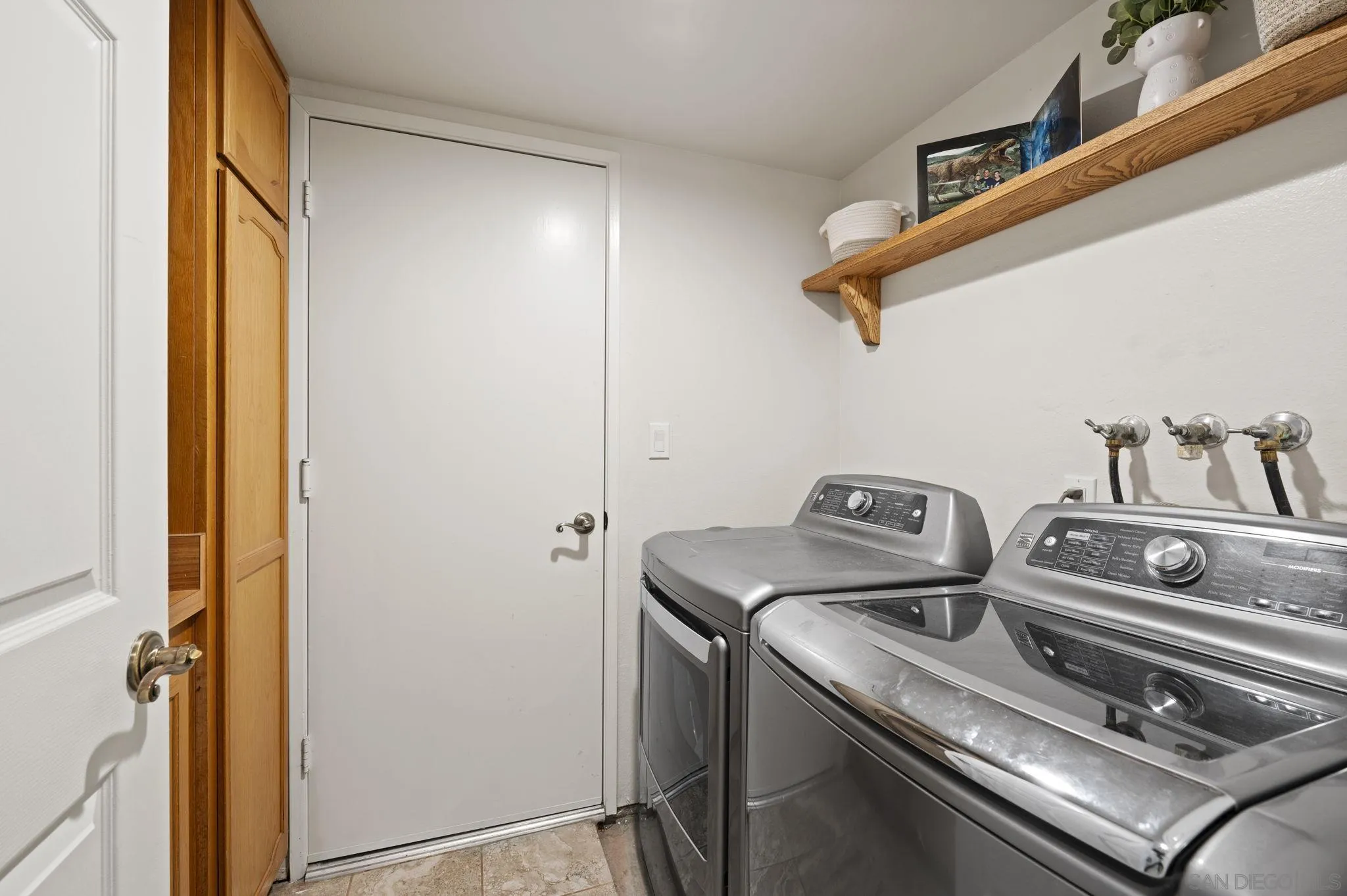 14725 Fieldview Way Poway, CA 92064 - Photo 13 of 67