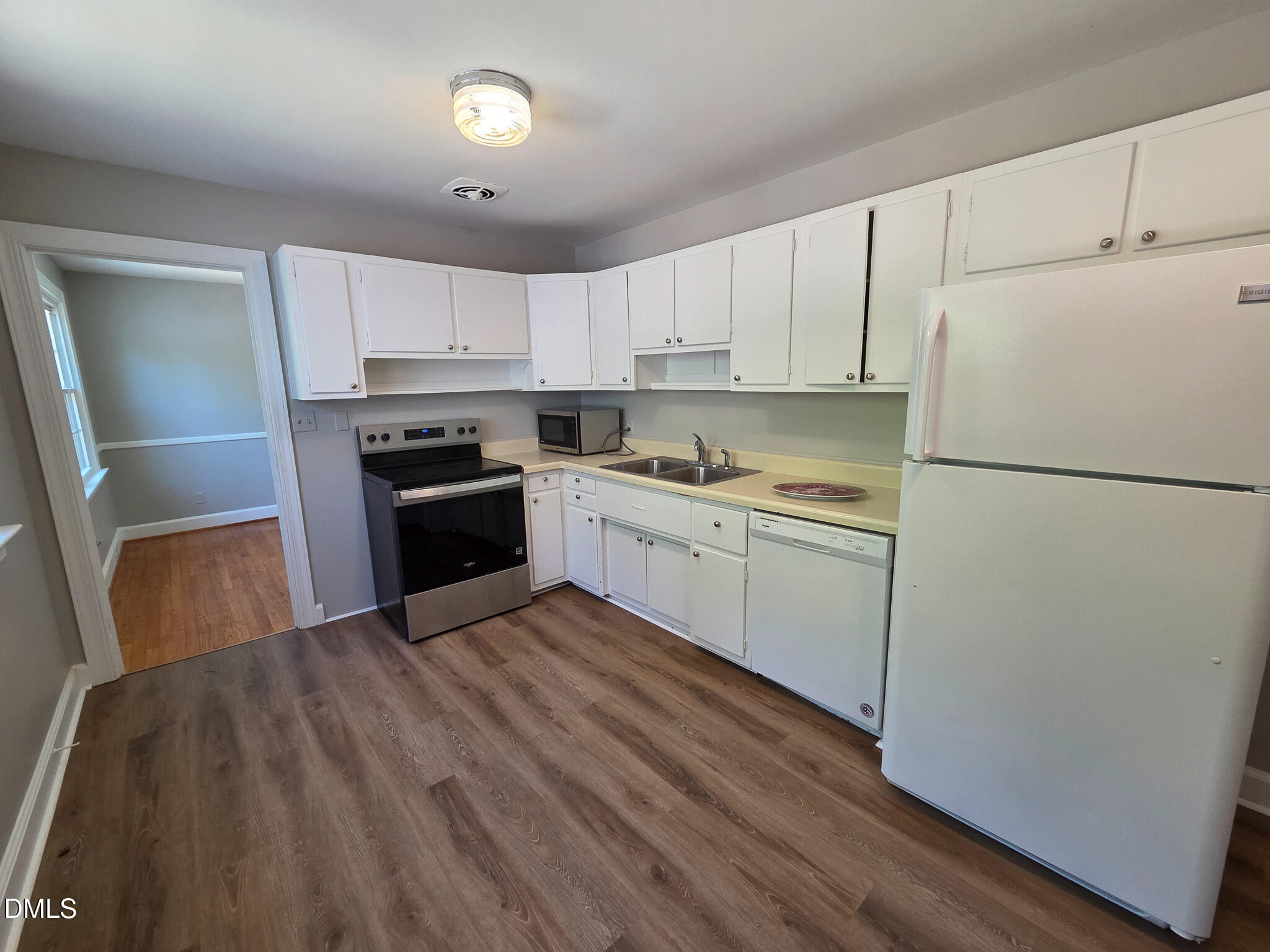 3428 Wade Avenue Raleigh, NC 27607 - Photo 21 of 33 20260615_141227
