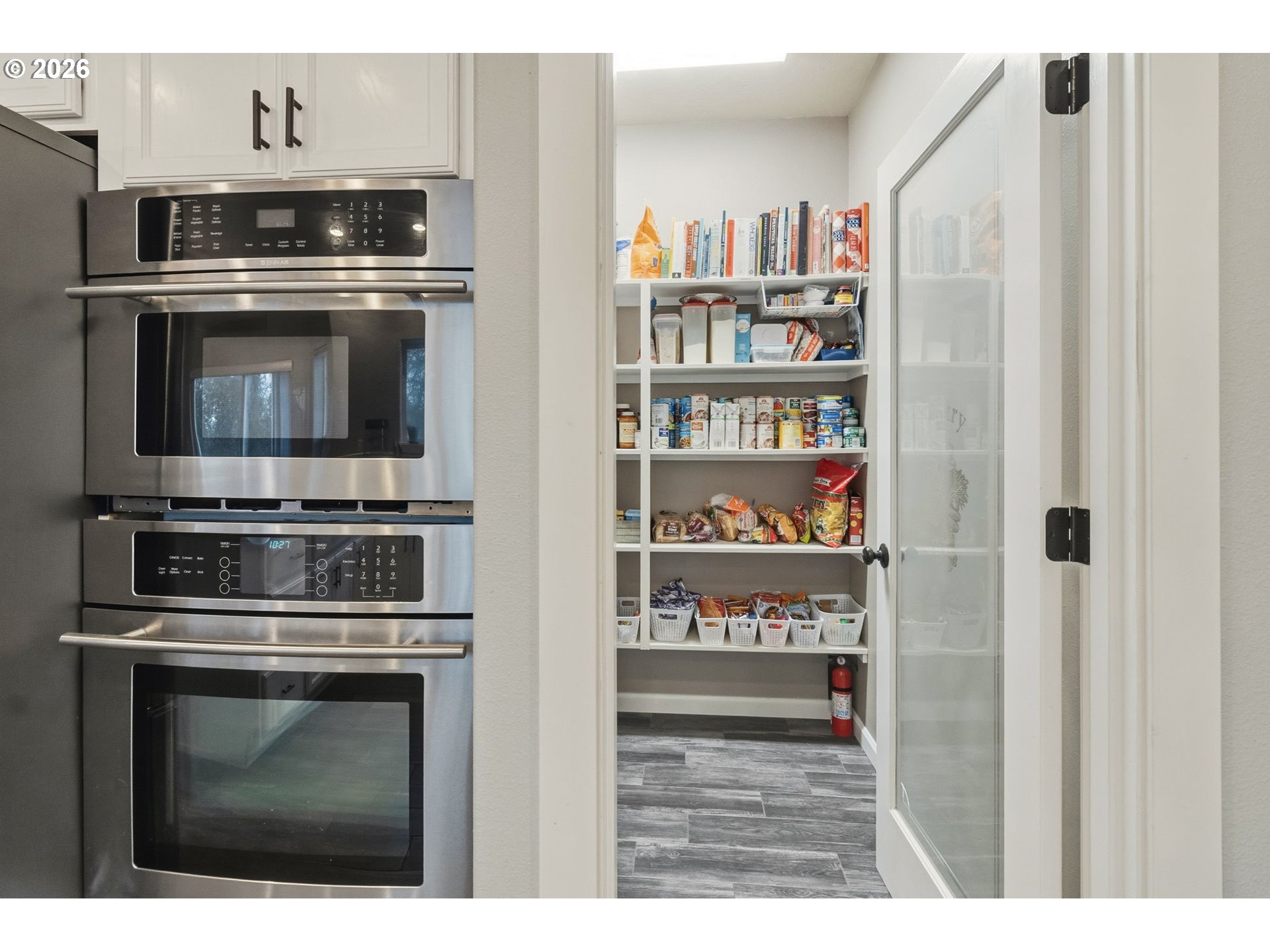 2728 Hallmark Lane Eugene, OR 97405 - Photo 16 of 48