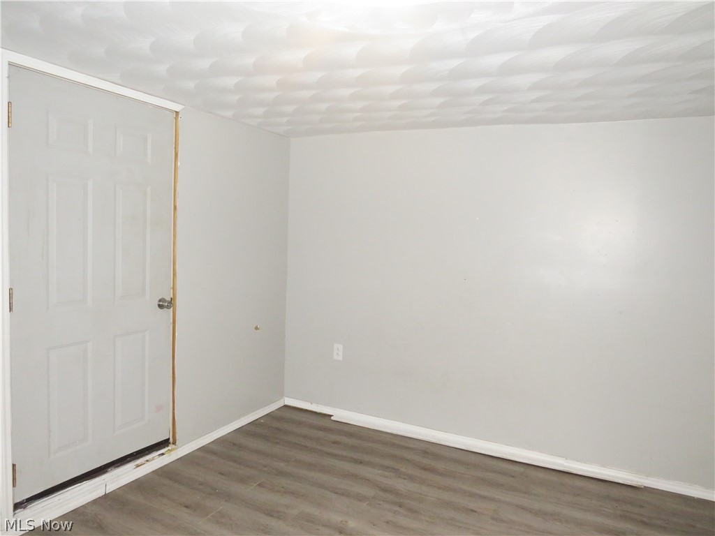 227 Main Street Follansbee, WV 26037 - Photo 6 of 9