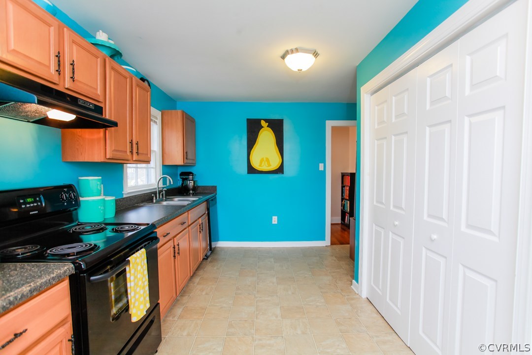 2914 Pinehurst Road Henrico, VA 23228 - Photo 8 of 16 Gallery Image 8