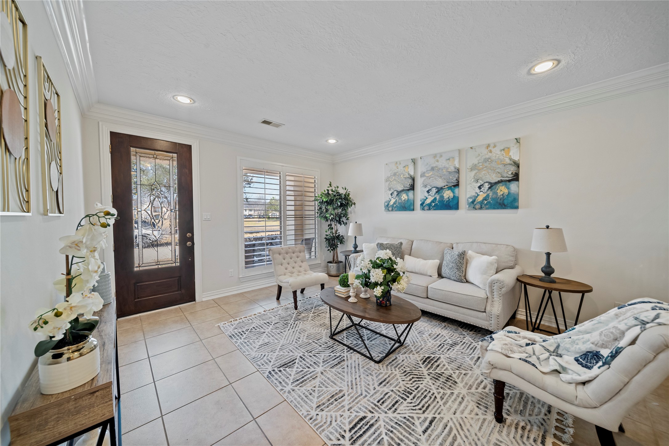 2011 Spring Cedar Lane Houston, TX 77077 - Photo 8 of 44