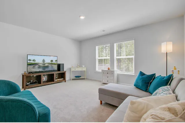 $450,000 | 86 Red Blf Street, Summerville, SC 29483