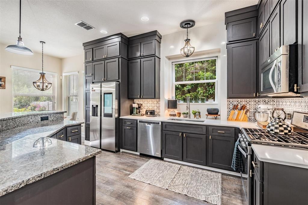 10356 Fenceline Road New Port Richey, FL 34655 - Photo 3 of 74 Gallery Image 3