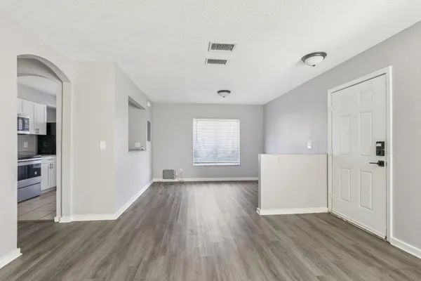 $2,800 | 7402 East Bank Drive, Unit 7402, Tampa, FL 33617