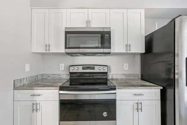 $2,800 | 7402 East Bank Drive, Unit 7402, Tampa, FL 33617