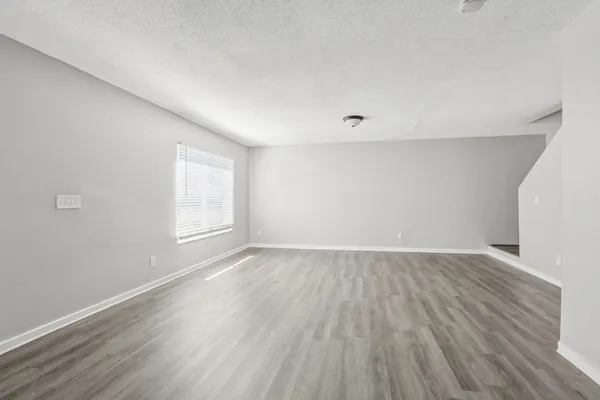 $2,800 | 7402 East Bank Drive, Unit 7402, Tampa, FL 33617