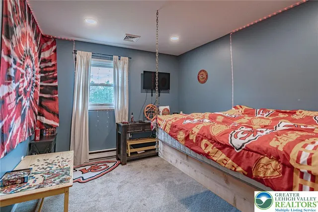 $345,000 | 7523 Franks Drive, Bath, PA 18014