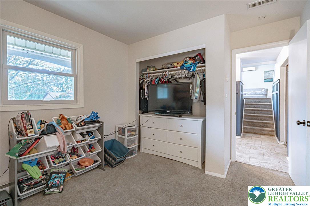 7523 Franks Drive Bath, PA 18014 - Photo 7 of 40 a view of a livingroom with toys