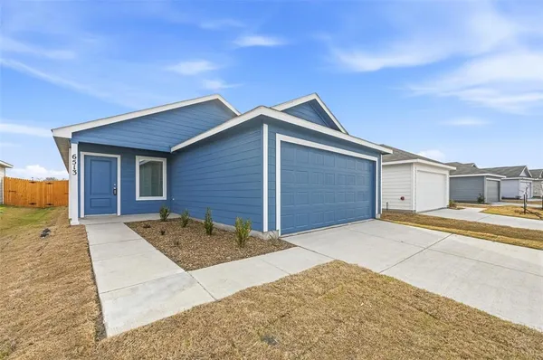 $1,725 | 6513 Glade Street, Dallas, TX 75232