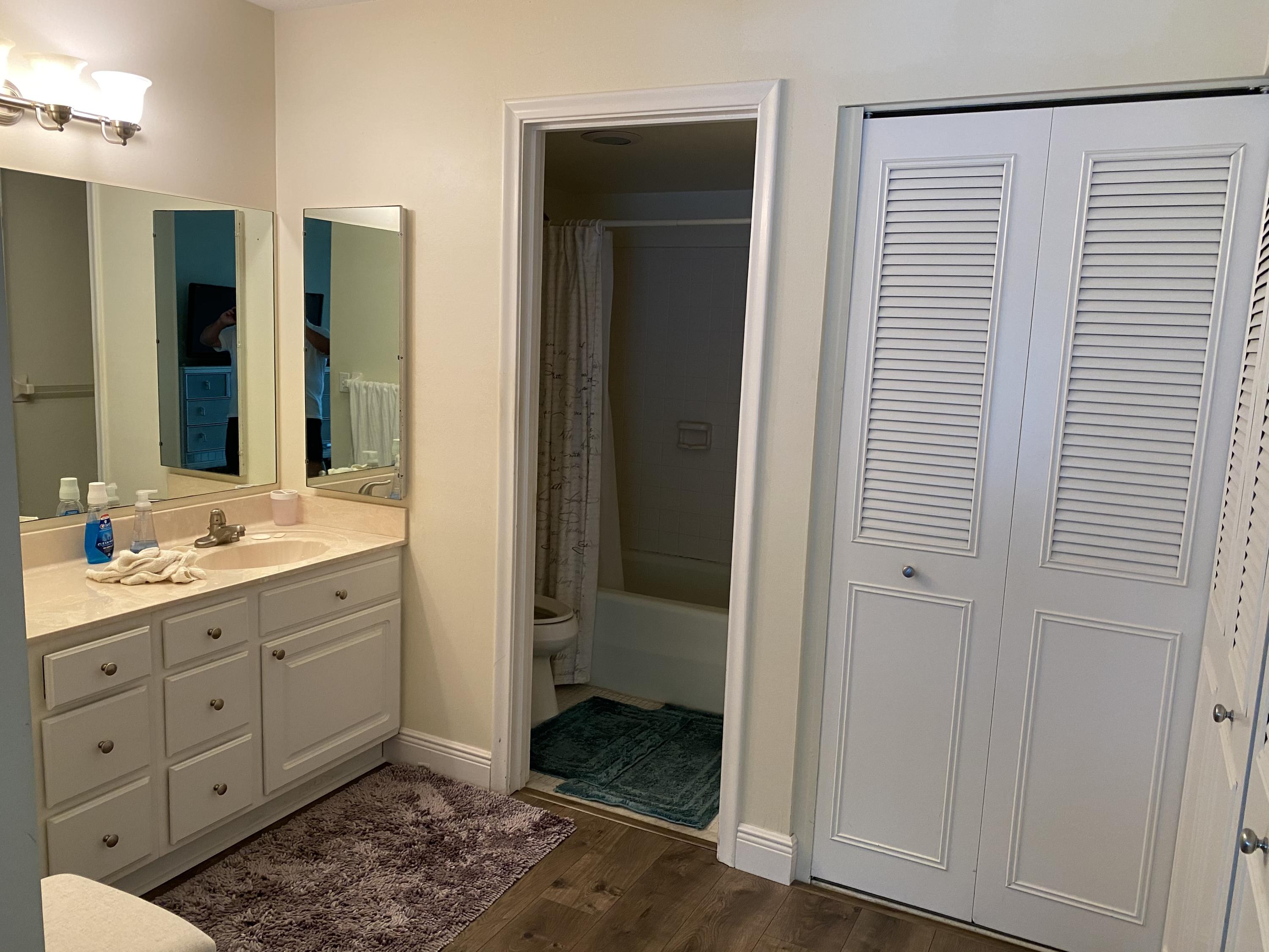 396 Golfview Road, Unit K North Palm Beach, FL 33408 - Photo 10 of 12 396 bath