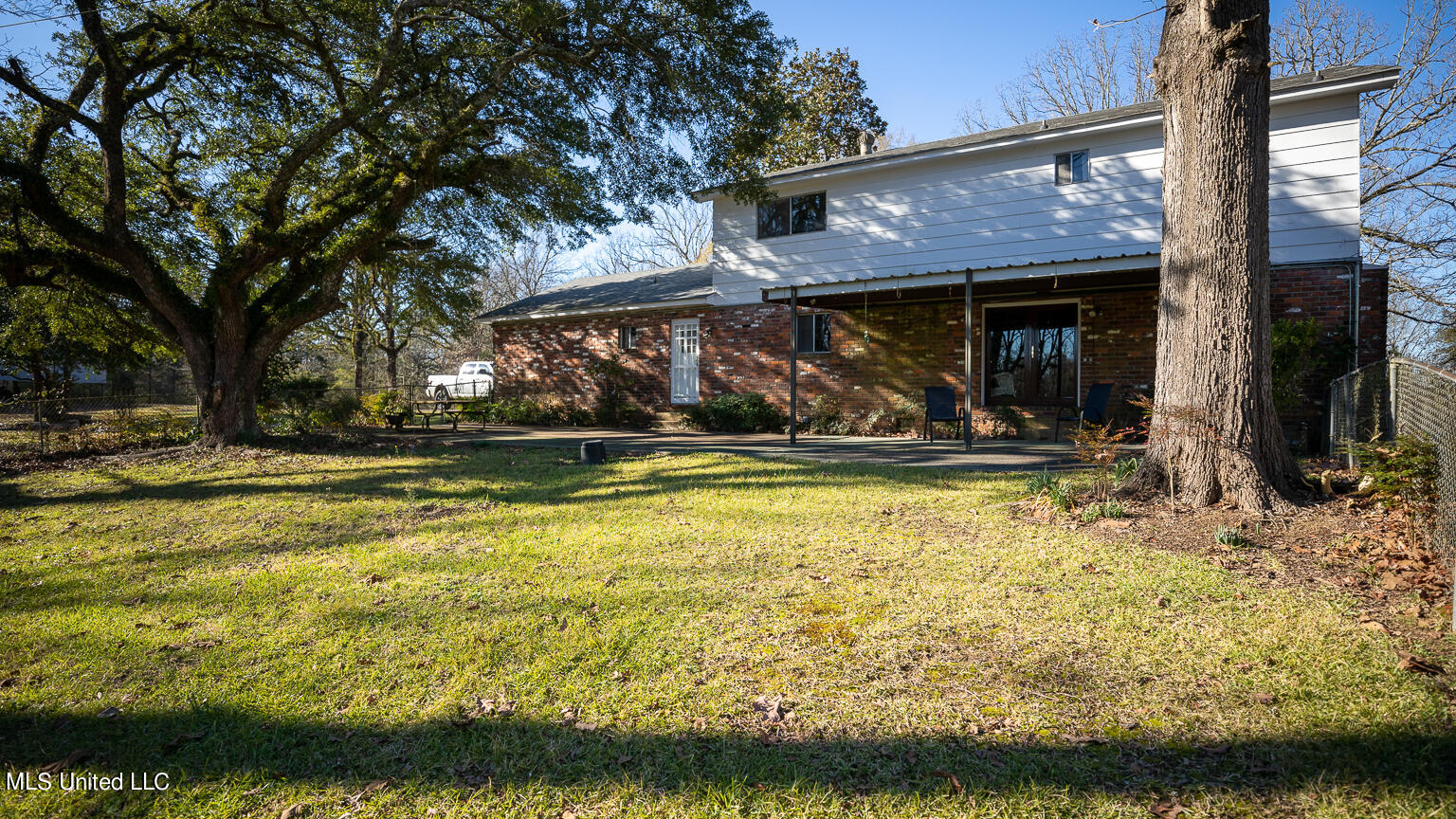 6895 Jackson Raymond Road Raymond, MS 39154 - Photo 3 of 30 Exterior-2