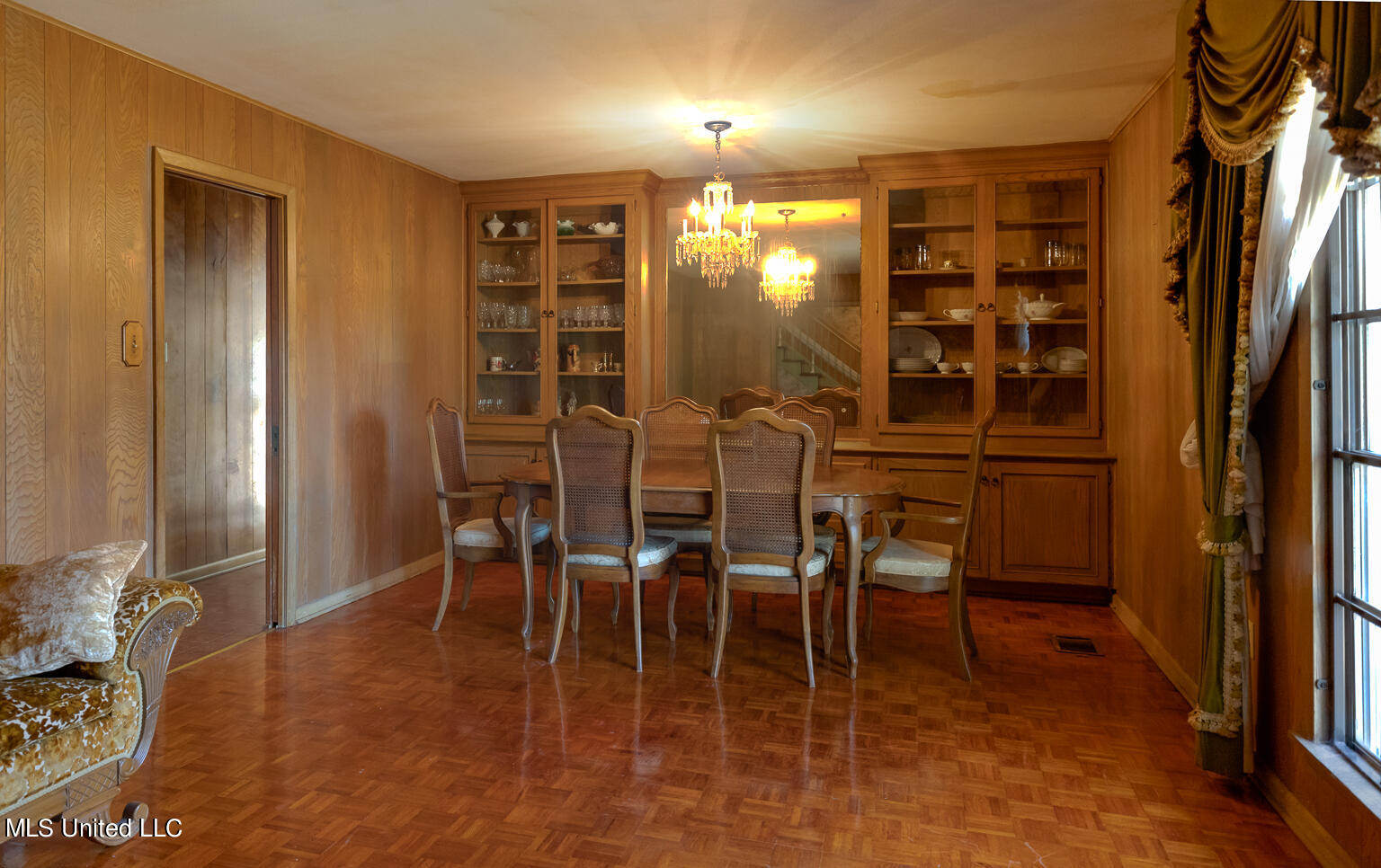 6895 Jackson Raymond Road Raymond, MS 39154 - Photo 4 of 30 Interior-1