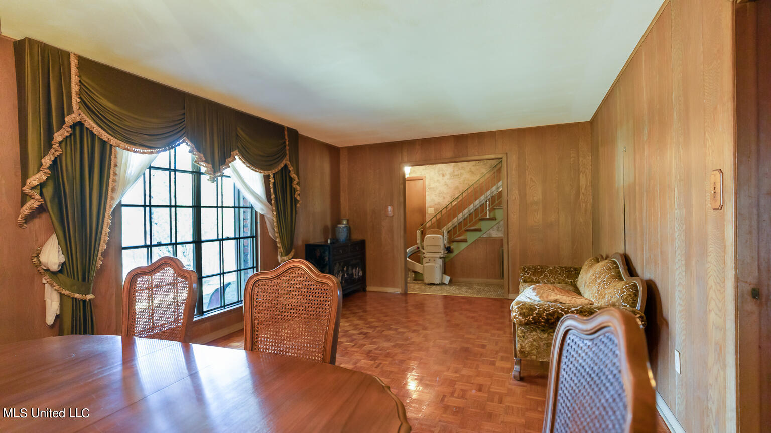 6895 Jackson Raymond Road Raymond, MS 39154 - Photo 6 of 30 Interior-3