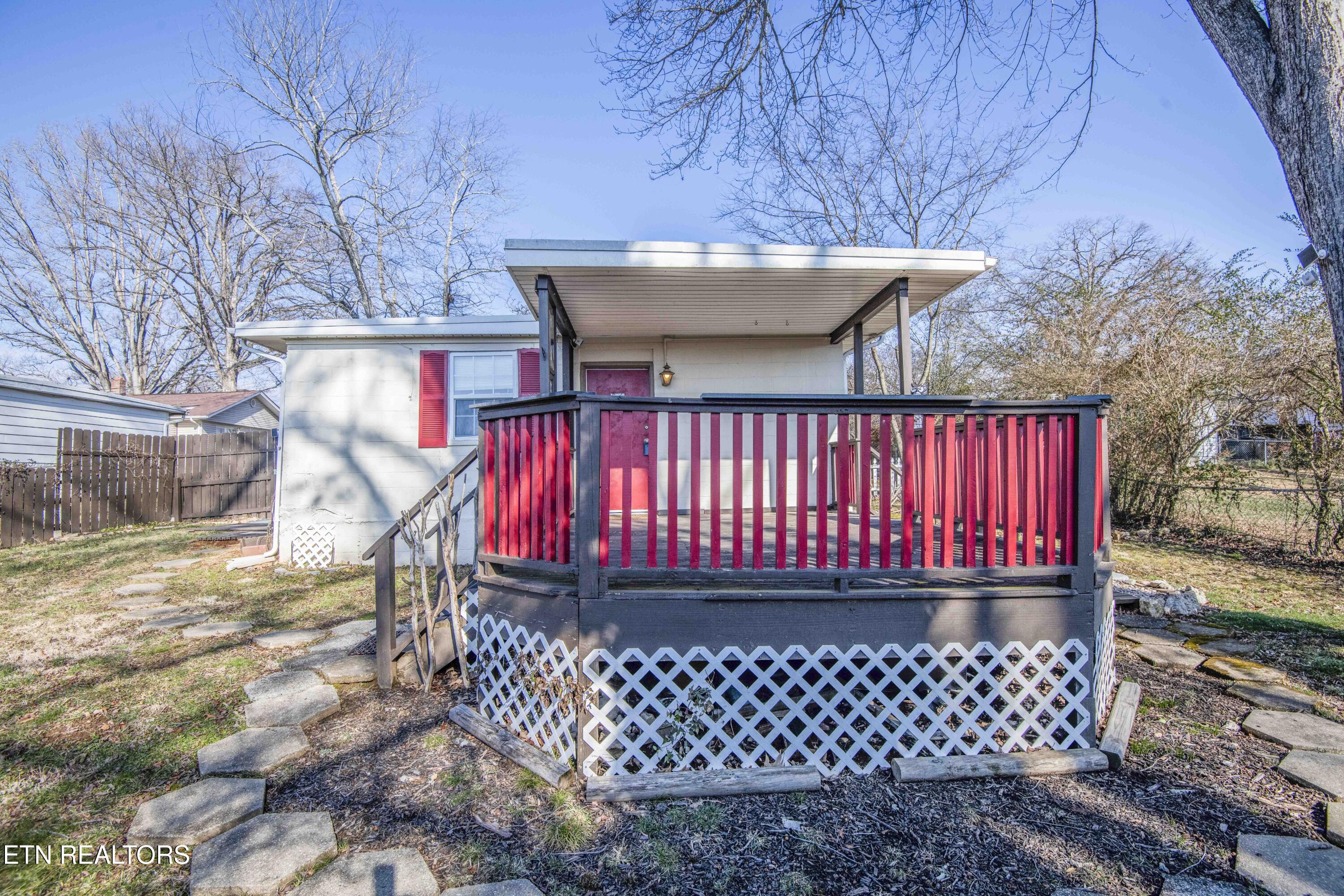 113 Niagara Lane Oak Ridge, TN 37830 - Photo 4 of 30 3_1