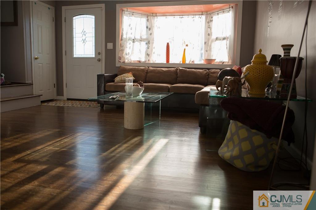 61 Hickory Street Edison, NJ 08817 - Photo 2 of 24 Gallery Image 2