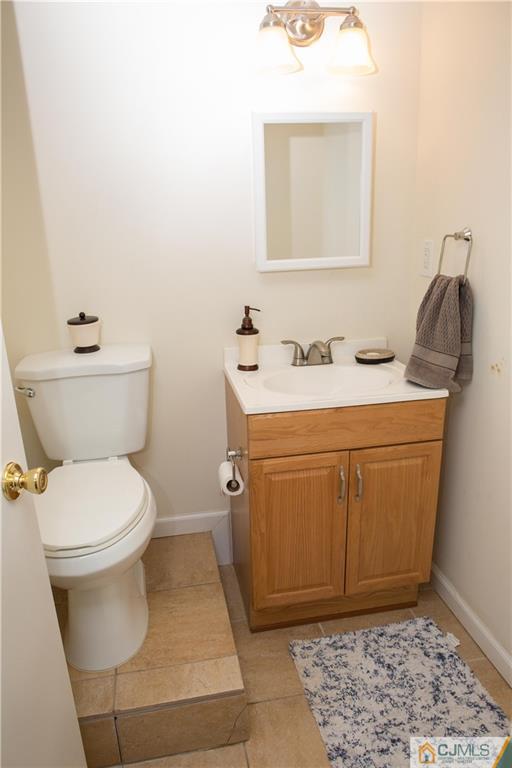 61 Hickory Street Edison, NJ 08817 - Photo 19 of 24 Gallery Image 19