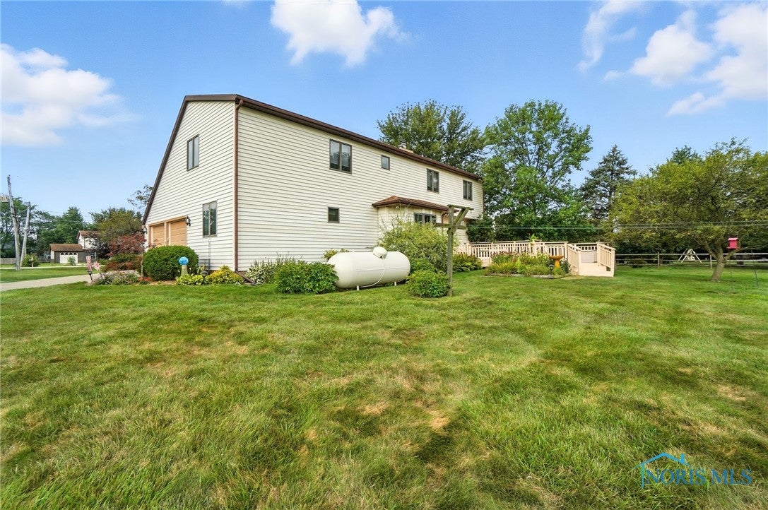 10464 Five Point Road Perrysburg, OH 43551 - Photo 39 of 48 Gallery Image 39