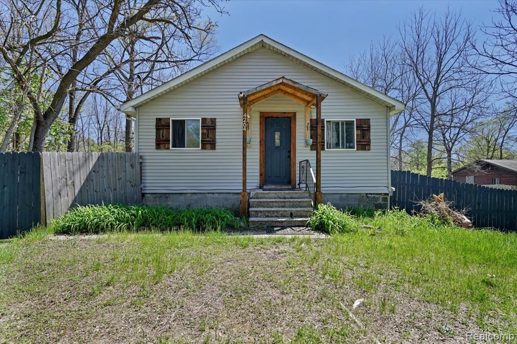 4264 Branch Road Flint, MI 48506 - Photo 17 of 30
