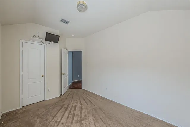 $2,600 | 8115 Guadalupe Road, Arlington, TX 76002