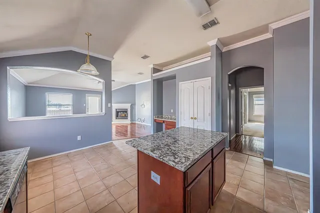 $2,600 | 8115 Guadalupe Road, Arlington, TX 76002