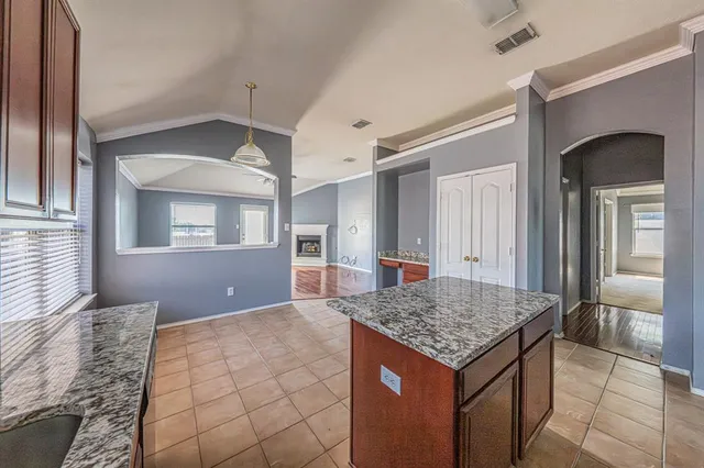 $2,600 | 8115 Guadalupe Road, Arlington, TX 76002