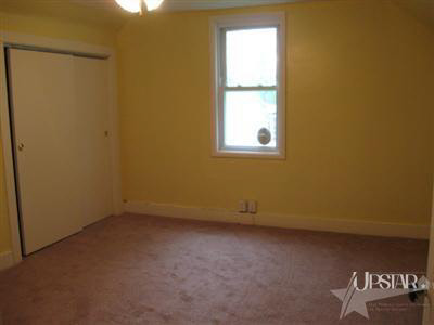910 Adams Street Decatur, IN 46733 - Photo 4 of 9
