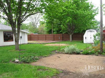 910 Adams Street Decatur, IN 46733 - Photo 9 of 9