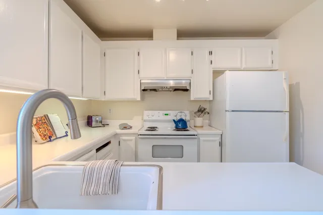 $800,000 | 1263 Rosita Road, Pacifica, CA 94044