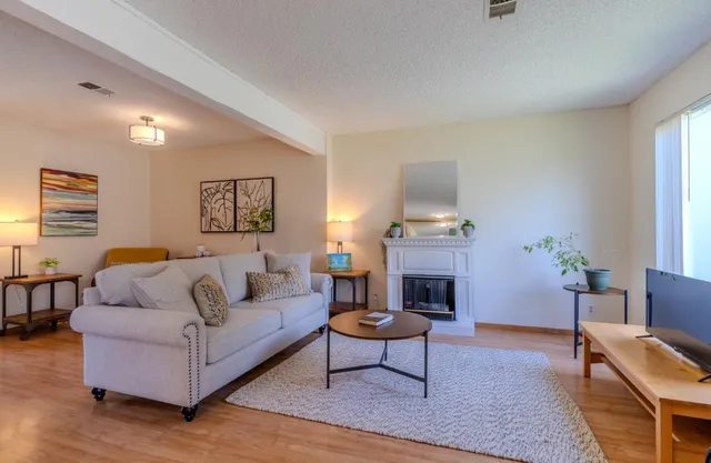 $800,000 | 1263 Rosita Road, Pacifica, CA 94044