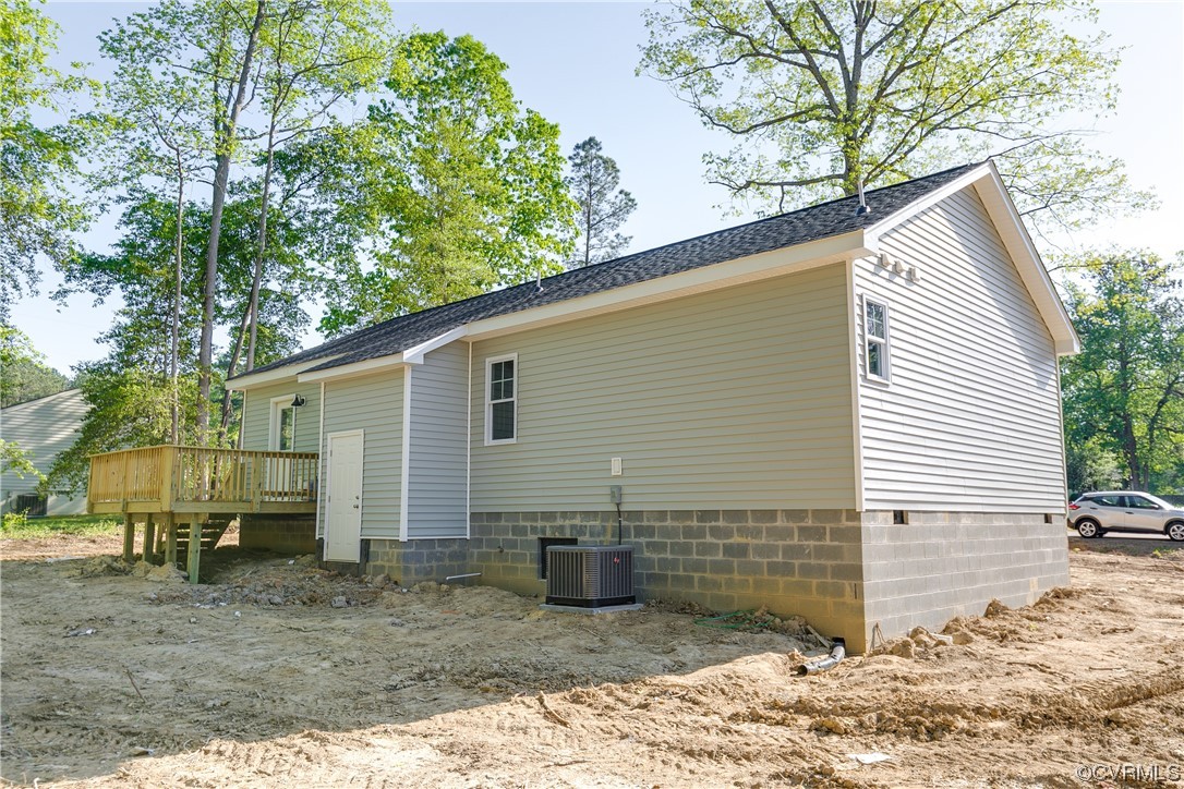 15406 Saddlebrook Road Chesterfield, VA 23838 - Photo 36 of 36 a view of a house with a yard