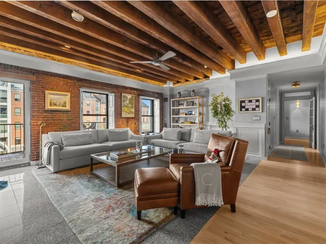 $1,995,000 | 28-32 Atlantic Avenue, Unit 415417, Boston, MA 02110
