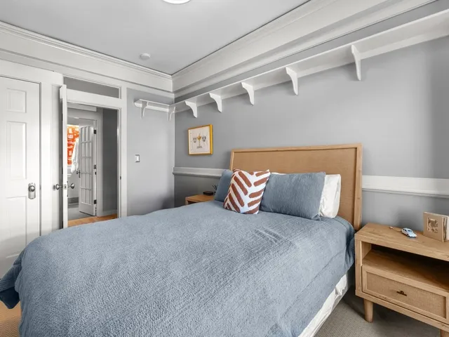 $1,995,000 | 28-32 Atlantic Avenue, Unit 415417, Boston, MA 02110