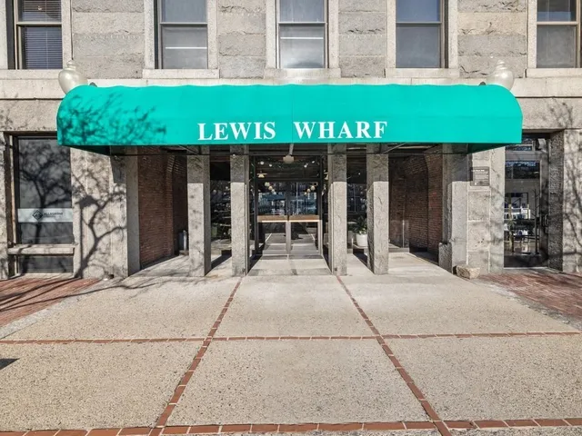 $1,995,000 | 28-32 Atlantic Avenue, Unit 415417, Boston, MA 02110