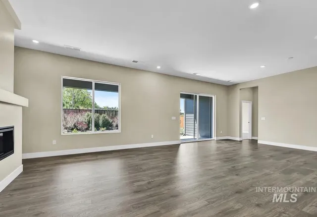 $599,900 | 11771 South Glory Lane, Kuna, ID 83634