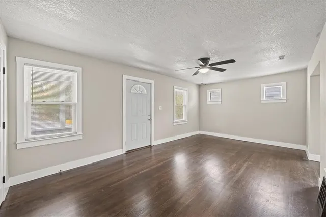 $165,000 | 5019 Agnes Avenue, Kansas City, MO 64130