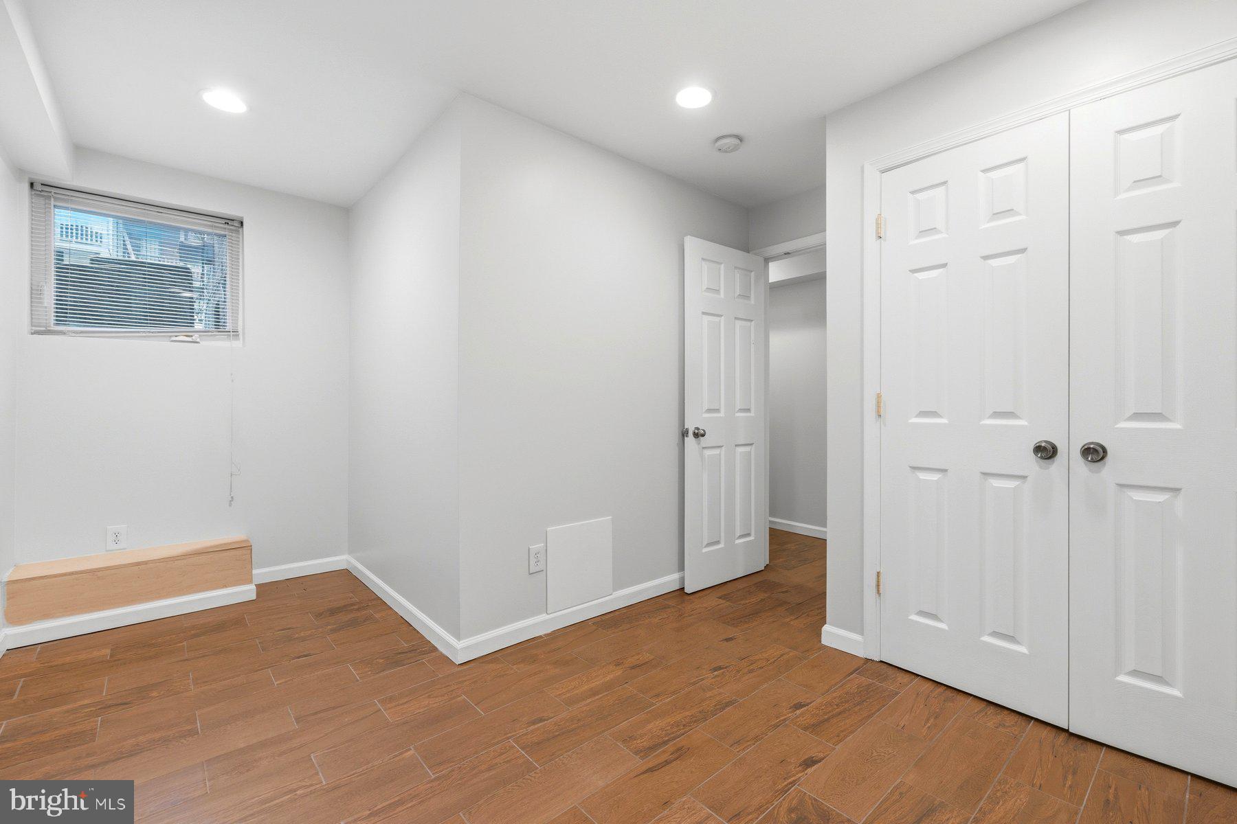 145 Randolph Place Northwest, Unit B Washington, DC 20001 - Photo 13 of 20 a view of an empty room