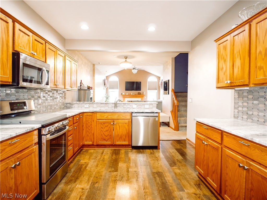 9151 Springfield Road, Unit 503 Youngstown, OH 44514 - Photo 3 of 19