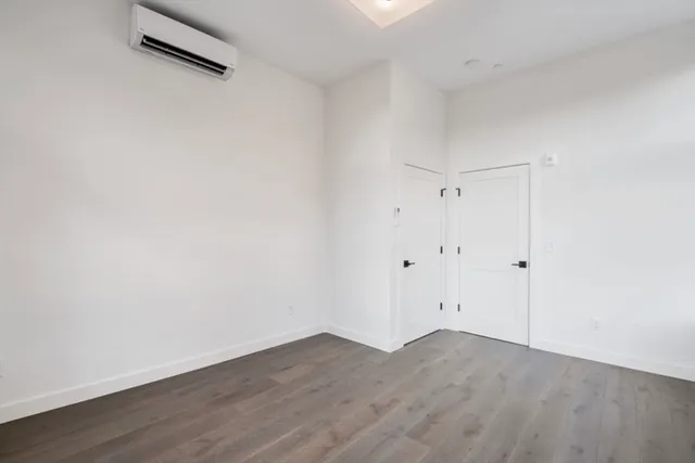 $3,900 | 217-221 Essex Street, Unit 305, Salem, MA 01970