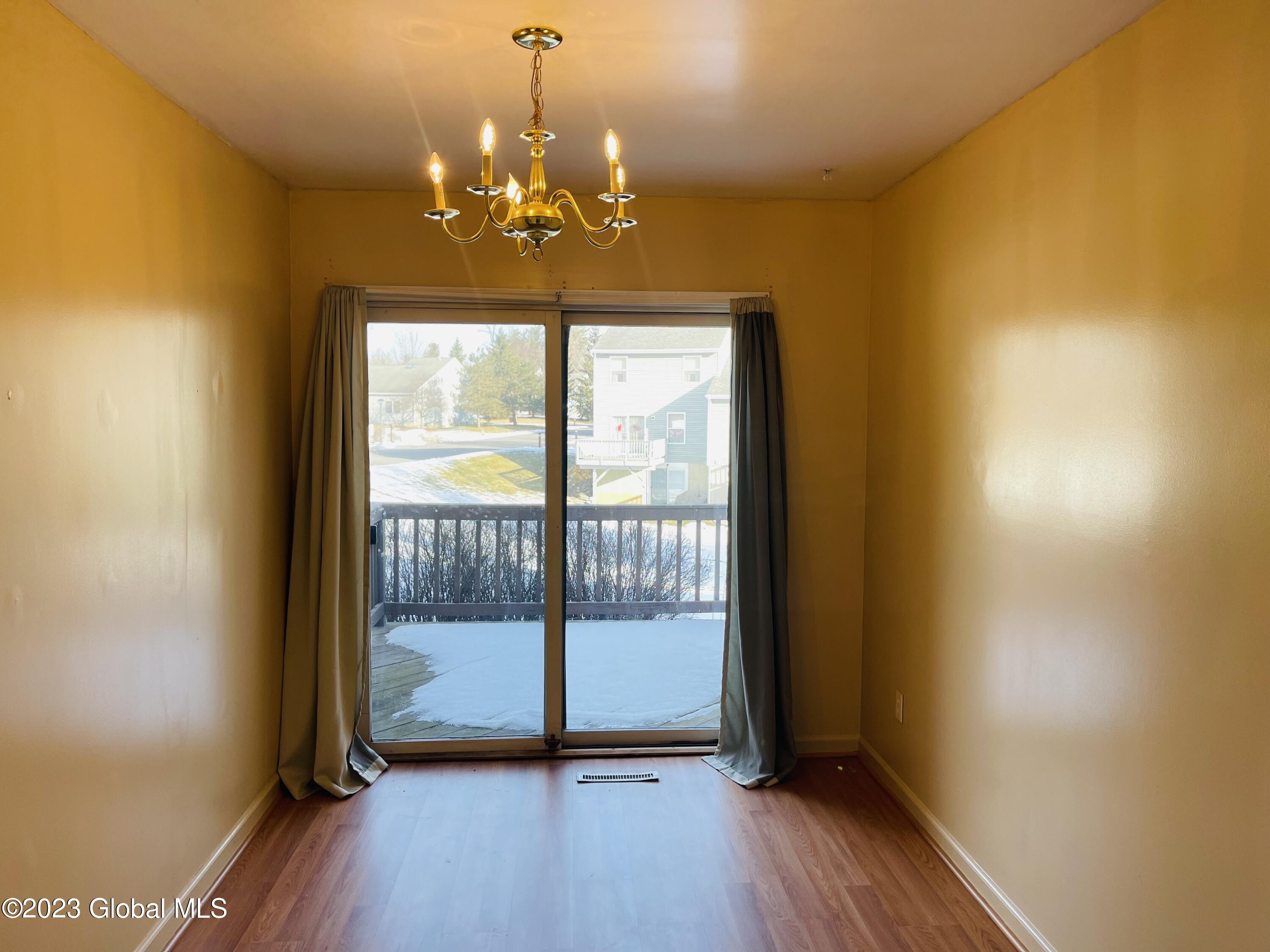 162 Harvard Road Colonie, NY 12189 - Photo 5 of 27 IMG-6761