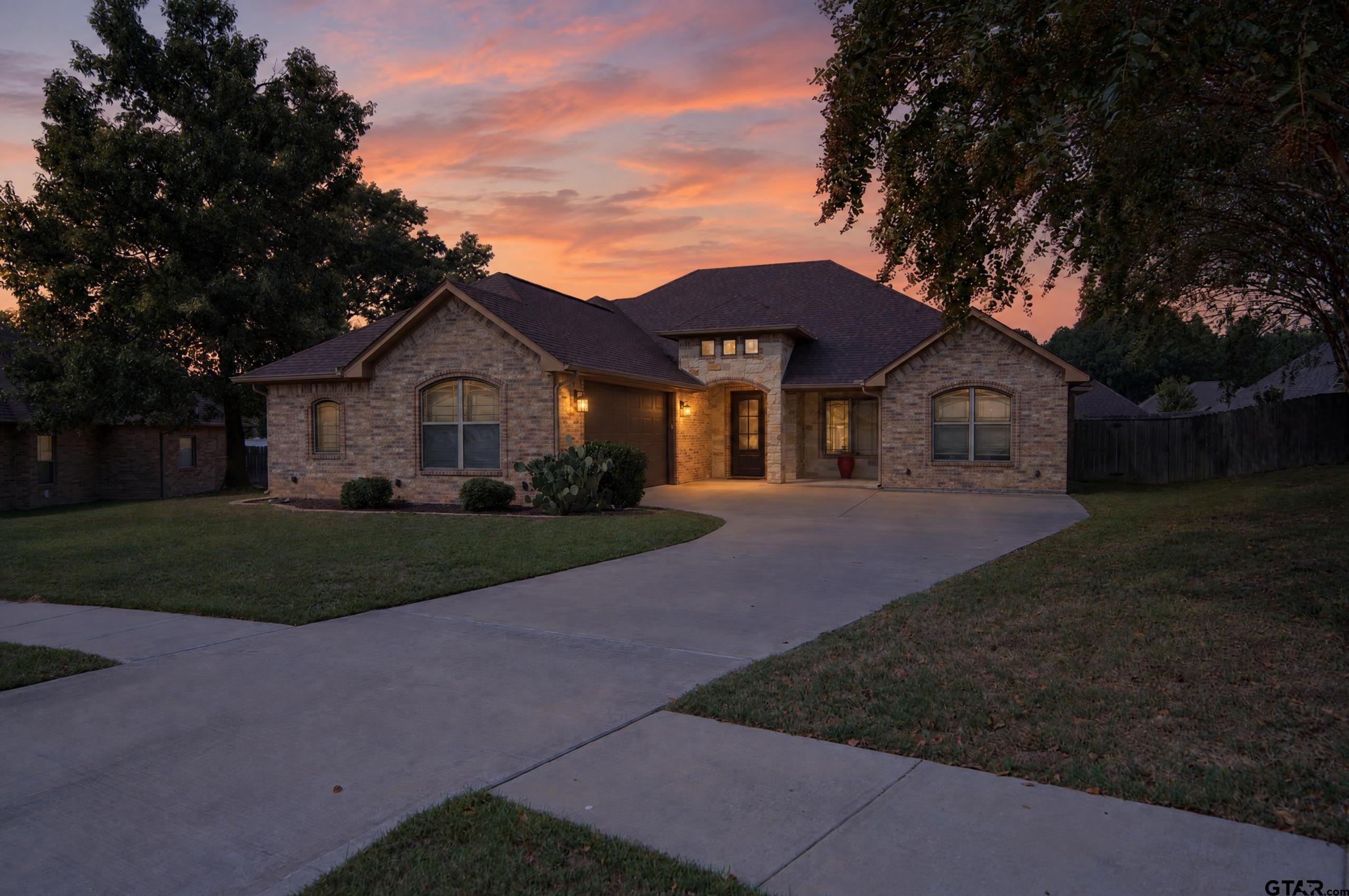4008 Chapel Ridge Tyler, TX 75707 - Photo 2 of 34 Twilight