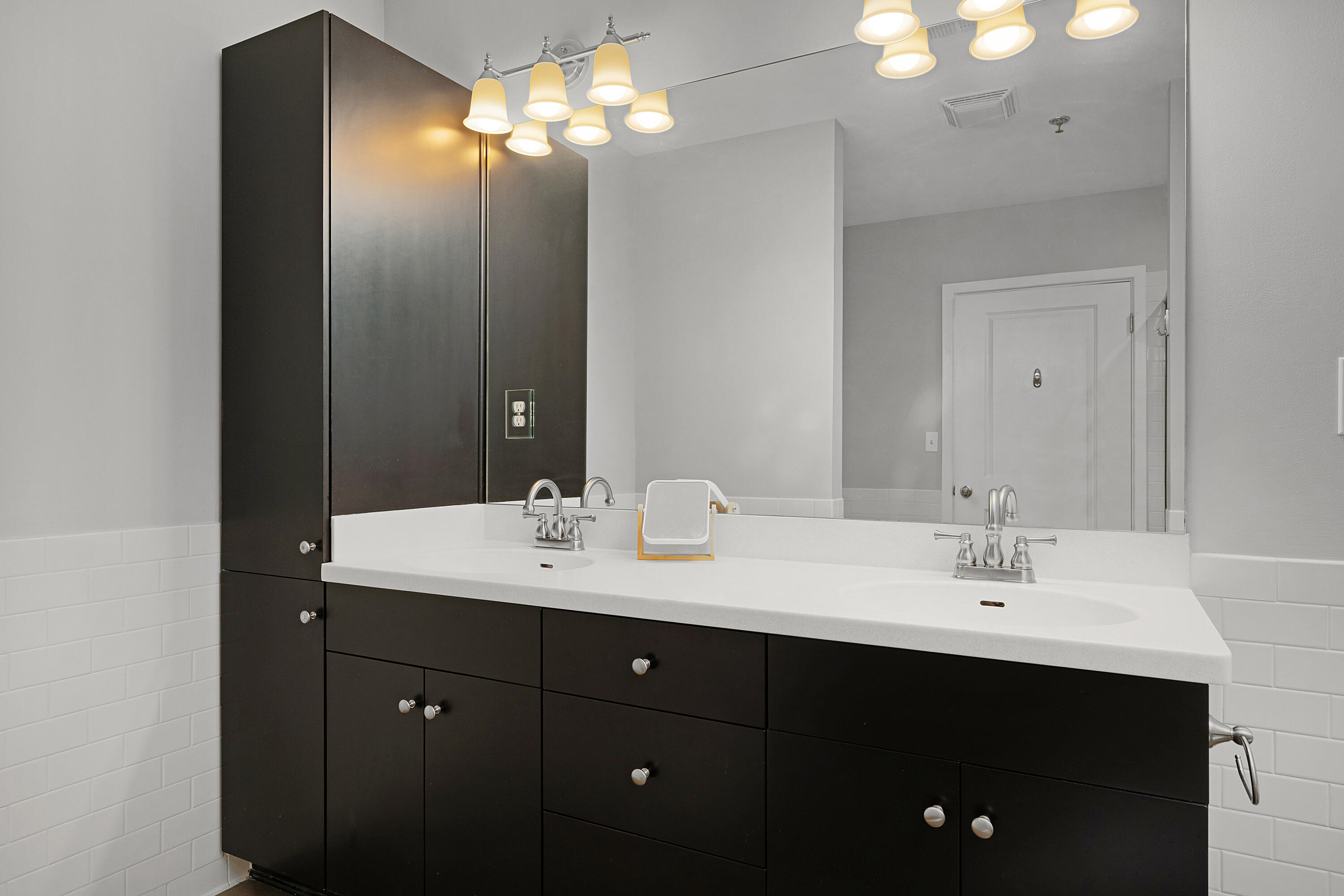 200 Manufacturers Road, Unit 445 Chattanooga, TN 37405 - Photo 17 of 52 22 - 200 Manufacturers_445 - Interior